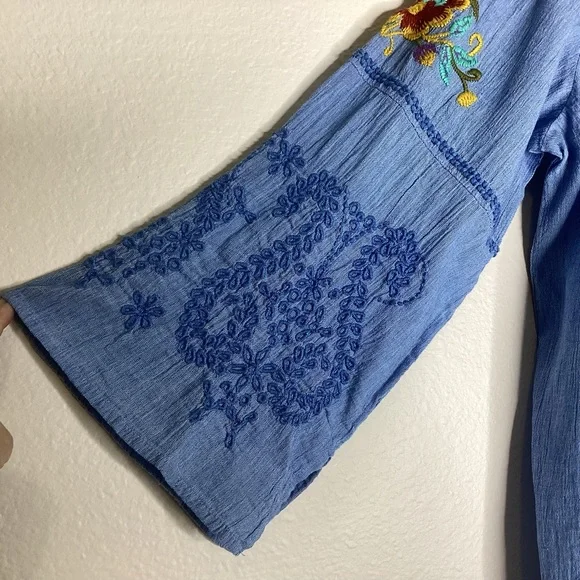 Scully NEW Embroidered Chambray Blouse Bell Sleeves NWT XL - Picture 3 of 8